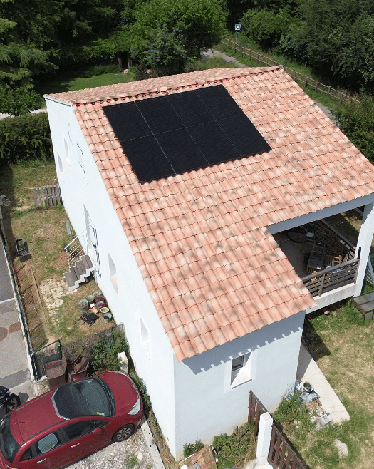 Installation photovoltaïque Trina Solar APSystems sur Gardanne